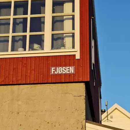 Fjosen - アパート *